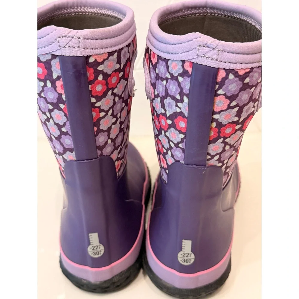 Bogs K Grasp Flowers Youth Girls Purple Floral Insulated Rain Boots Size 5 78759